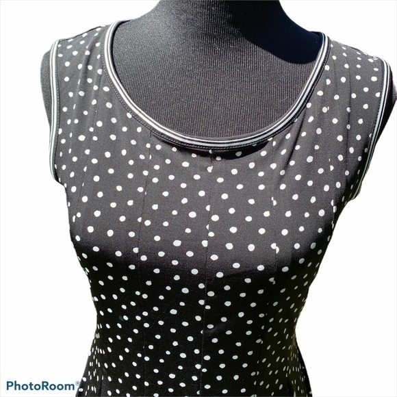 💐💐NWT PRETTY POLKA DOT DRESS 💐💐 - Picture 10 of 13